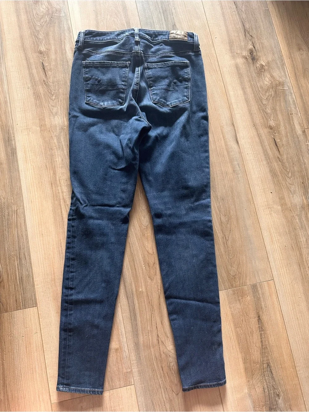American Eagle Outfitters Super High-Rise Dark Blue Jeggings - Picture 2 of 2